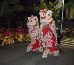 Double Chinese Lions standing
